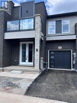 5672 Dorchester Rd in Niagara Falls, ON - Building Photo