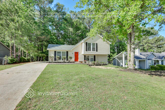 2413 Leslie Brook Dr in Decatur, GA - Building Photo - Building Photo