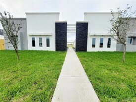 3409 Fuerte Ave, Unit 4 in McAllen, TX - Building Photo