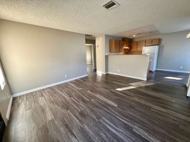 4161 Terrestrial Dr in Las Vegas, NV - Foto de edificio - Building Photo