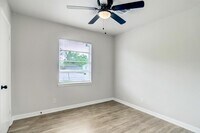 6601 Landor St photo'