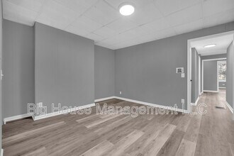 1725 Hollins St in Baltimore, MD - Foto de edificio - Building Photo