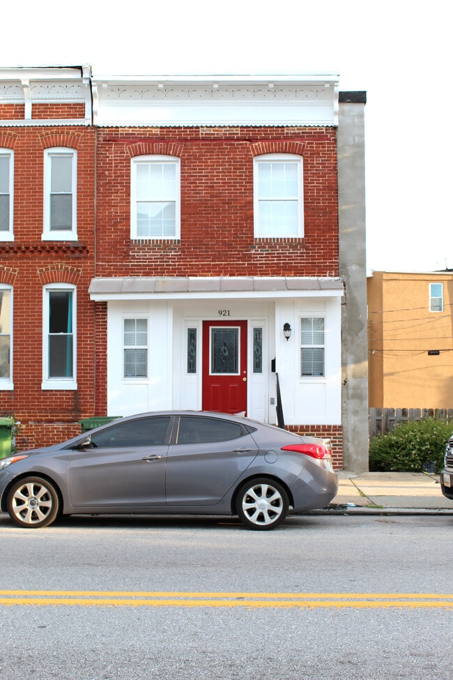 property at 921 Washington Blvd