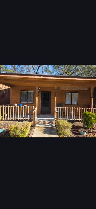 property at 4365 Lakeside Dr