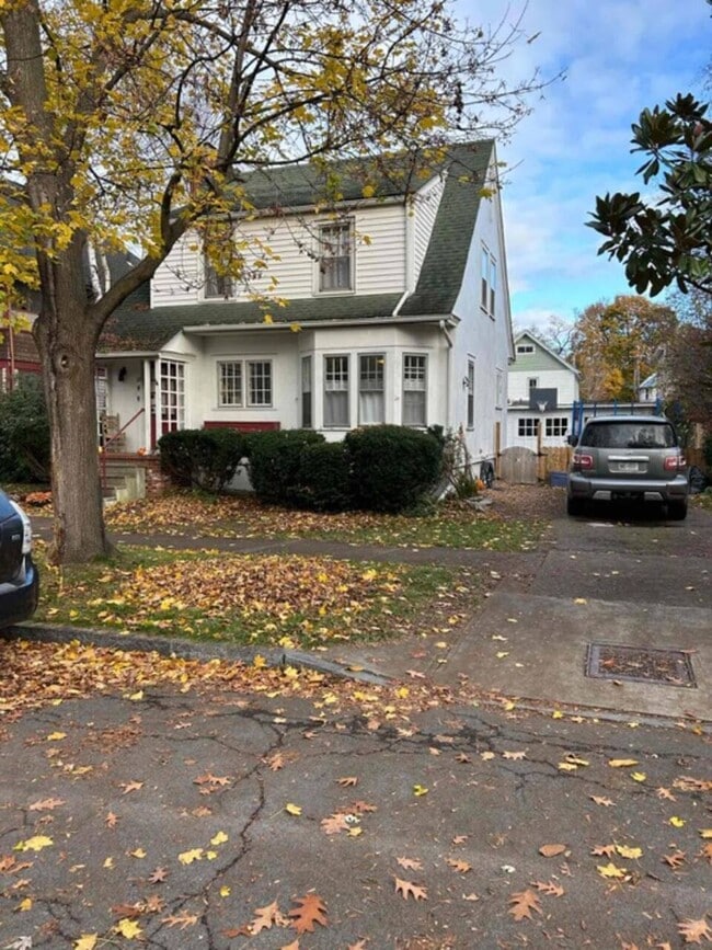 112 E Falls St in Ithaca, NY - Building Photo - Building Photo