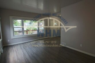 2470 N 54th St in Milwaukee, WI - Building Photo - Building Photo