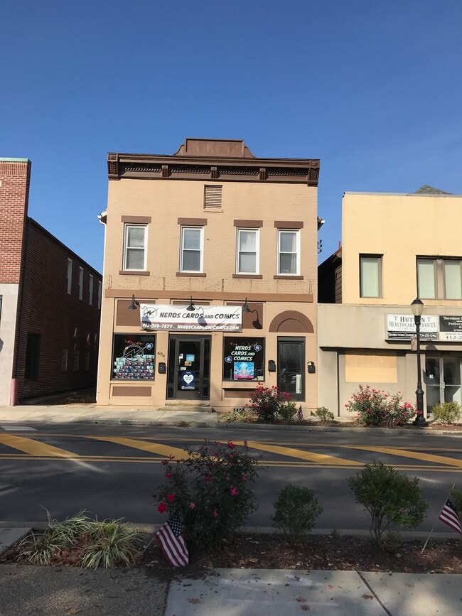 604 Washington Ave, Unit 1
