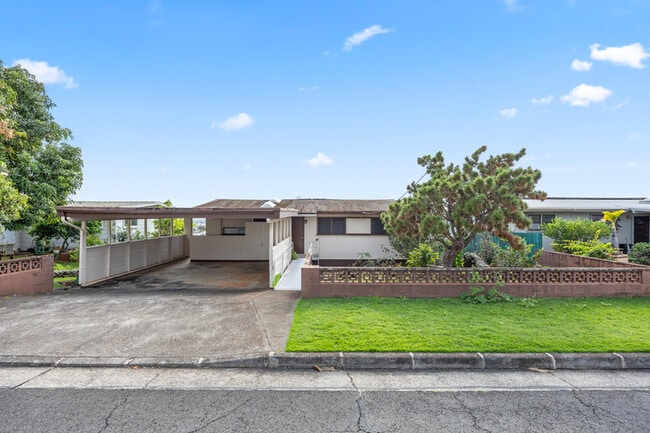 property at 1608 Makamua St