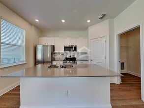 2242 Dablon Ct in Eustis, FL - Building Photo - Building Photo