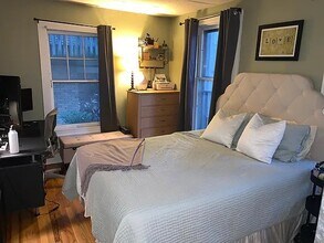 519 Lawrence St, Unit Apt 1 in Ann Arbor, MI - Building Photo - Building Photo