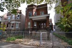 4713 N Albany Ave, Unit 1 in Chicago, IL - Building Photo
