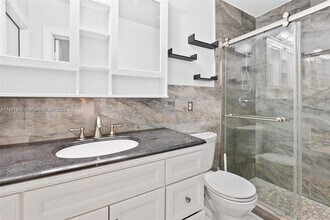 1132 NW 76th Ave in Hollywood, FL - Building Photo - Building Photo