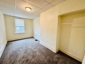 1017 Emporia St in Pittsburgh, PA - Building Photo - Building Photo
