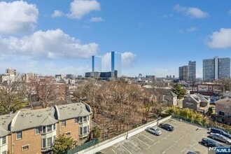 1600 Center St in Fort Lee, NJ - Building Photo - Building Photo