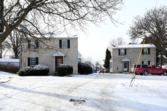 7044-7198 Paxton Rd in Youngstown, OH - Building Photo - Building Photo