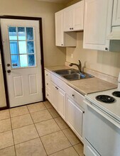 1932 Pullman Ct in Jacksonville, FL - Building Photo - Building Photo