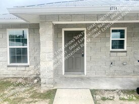 6744 SE 106th St in Belleview, FL - Building Photo