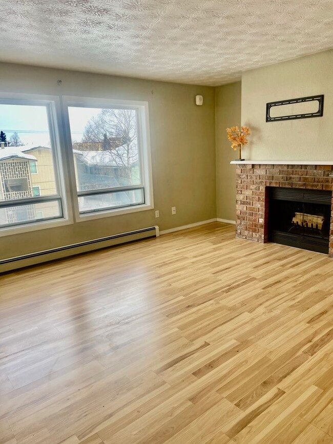 329 E 14th Ave in Anchorage, AK - Building Photo - Building Photo