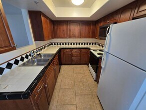 327 Wonder St in Reno, NV - Building Photo - Building Photo