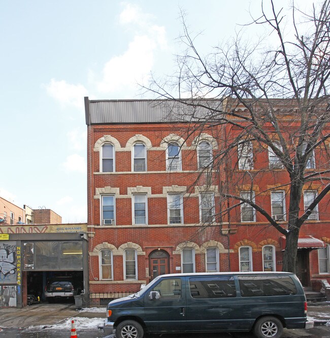 290 Himrod St in Brooklyn, NY - Building Photo - Building Photo