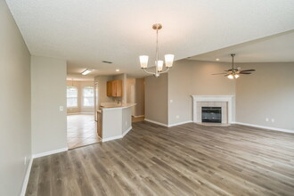 732 Lake Geneva Dr in St. Augustine, FL - Building Photo - Building Photo