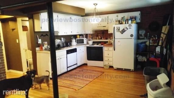 1400 Commonwealth Avenue-Unit -APT# 1-OJ in Boston, MA - Building Photo - Building Photo