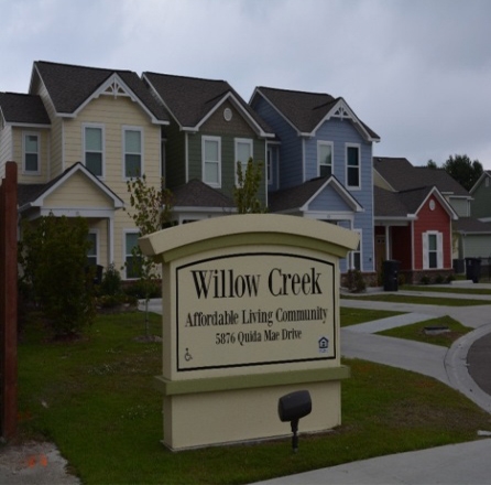 Willow Creek in Baton Rouge, LA - Foto de edificio