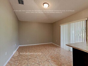10660 SW 21st St in Miramar, FL - Building Photo - Building Photo