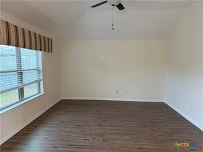 8016 Bridgepointe Dr in Temple, TX - Building Photo - Building Photo