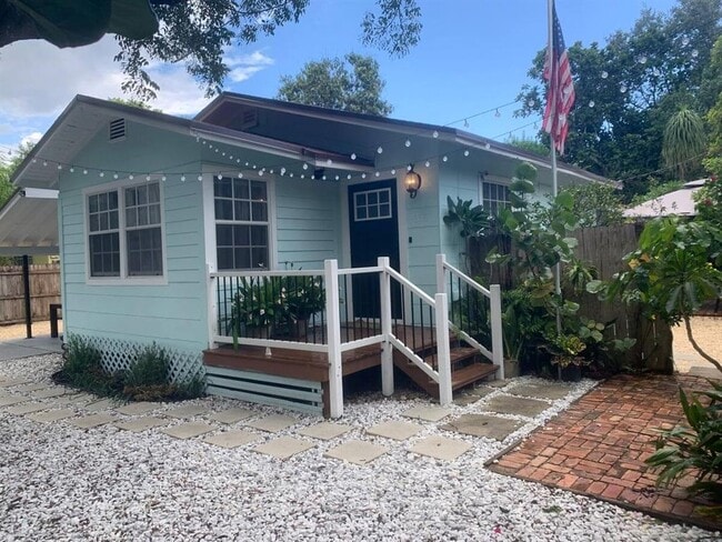 property at 328 SW 12th Ave