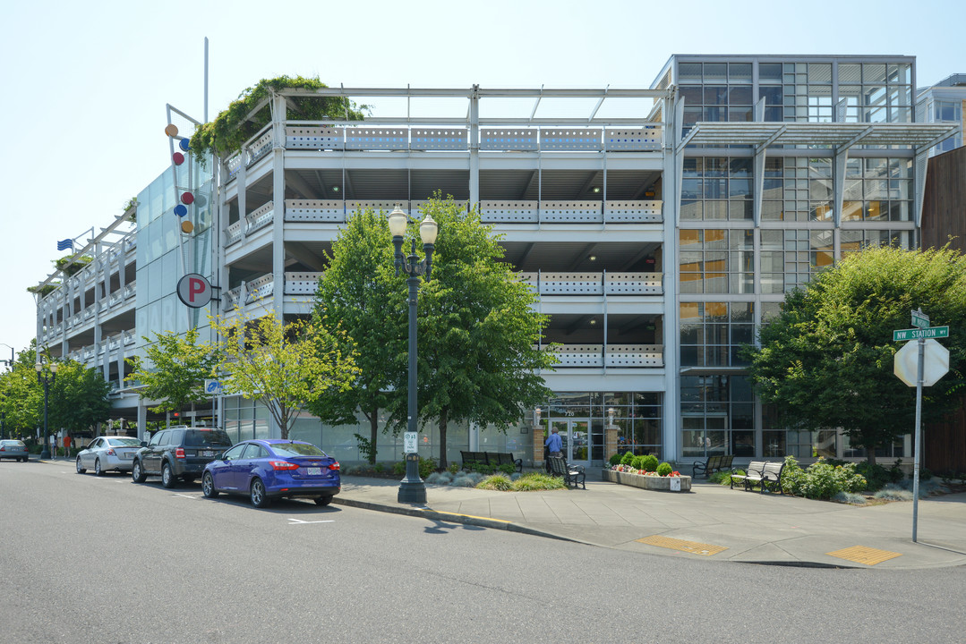 Station Place Tower in Portland, OR - Building Photo