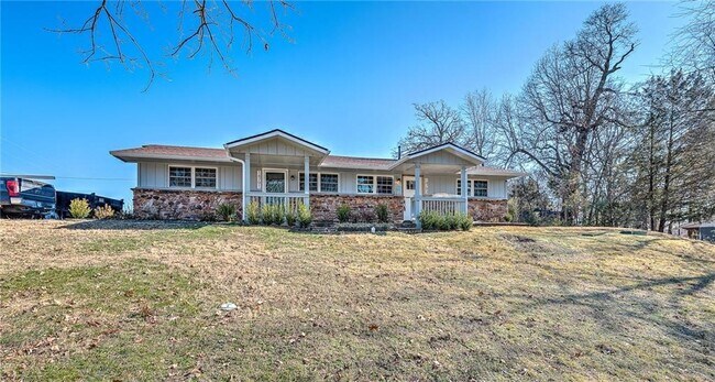 14791 Dutchmans Dr in Rogers, AR - Building Photo - Building Photo