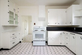 6824 SE Long St in Portland, OR - Foto de edificio - Building Photo