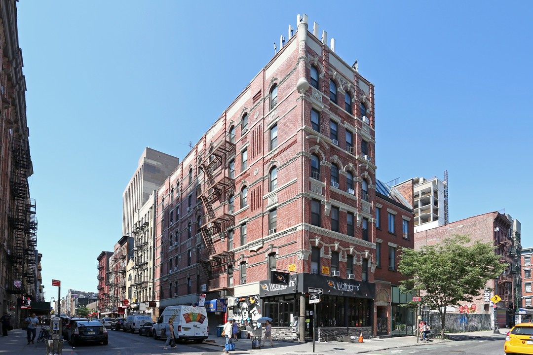 97-99 Rivington St in New York, NY - Building Photo