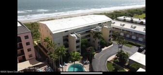 5050 Ocean Beach Blvd in Cocoa Beach, FL - Building Photo
