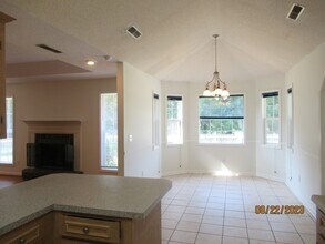 6775 J J Roberts Dr in Sumter, SC - Building Photo - Building Photo
