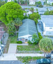 1102 19th St in West Palm Beach, FL - Building Photo