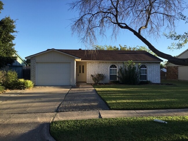 property at 5221 Norris Dr