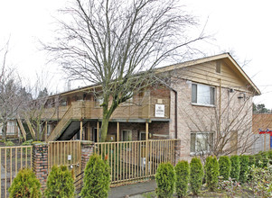 Pearl Street Apartments in Seattle, WA - Building Photo - Building Photo