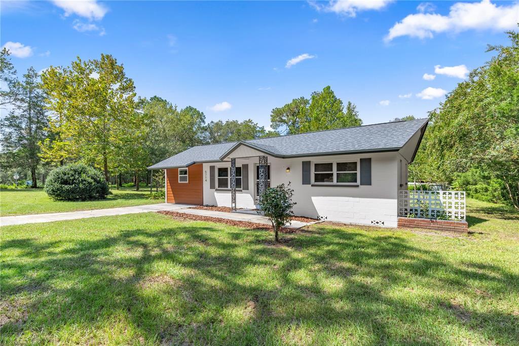 5714 SW 196th Ave in Dunnellon, FL - Building Photo