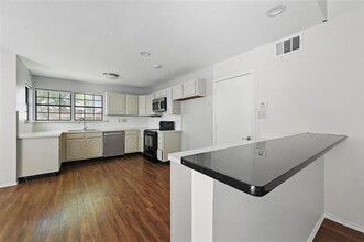 4017 Windhaven Ln in Dallas, TX - Building Photo - Building Photo