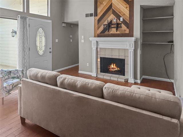 property at 606 Bellaire Dr