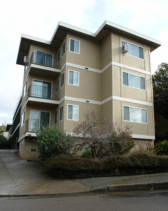 212 Belle in San Rafael, CA - Building Photo