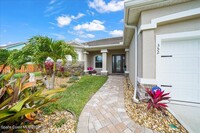 352 Arrowhead Ln in Melbourne Beach, FL - Building Photo - Building Photo