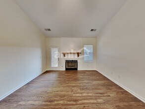 304 San Anselmo St in Locust Grove, GA - Building Photo - Building Photo