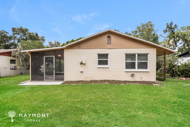 property at 2531 Carver Ave