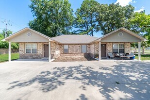 3811 Mussett Rd in Fort Smith, AR - Building Photo