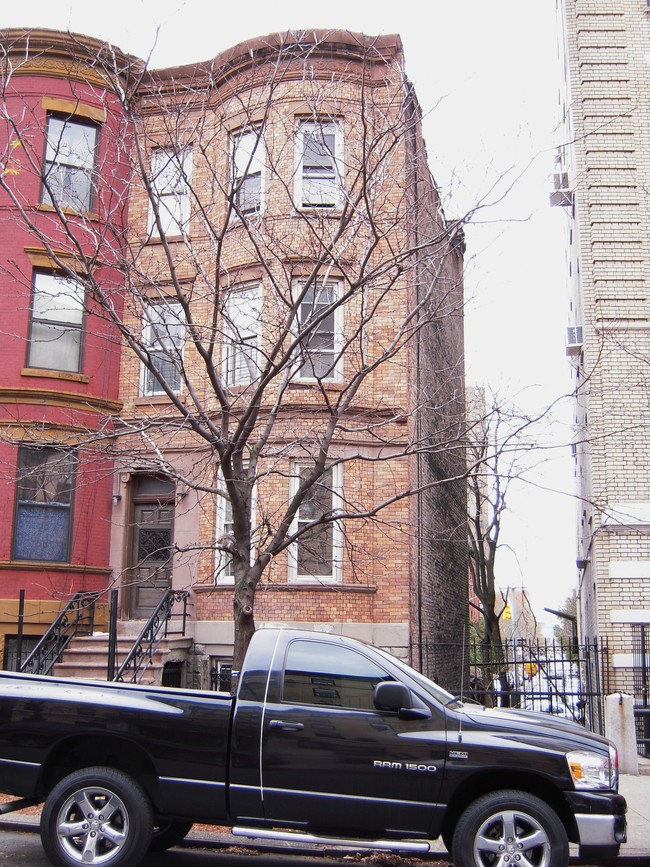 188 Edgecombe Ave in New York, NY - Building Photo - Building Photo