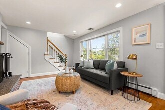 334 Mystic St in Arlington, MA - Building Photo - Building Photo