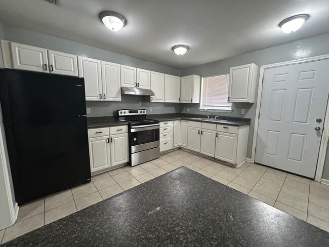 124-30th 1/2 30th 1/2 St in Gulfport, MS - Building Photo - Building Photo